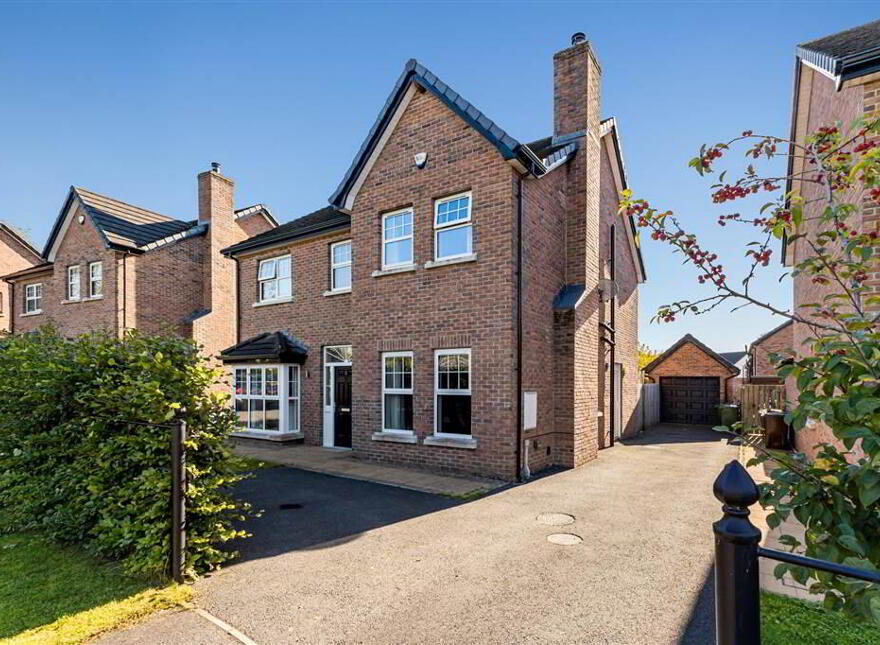2 Blaris Green, Lisburn, BT27 5FR