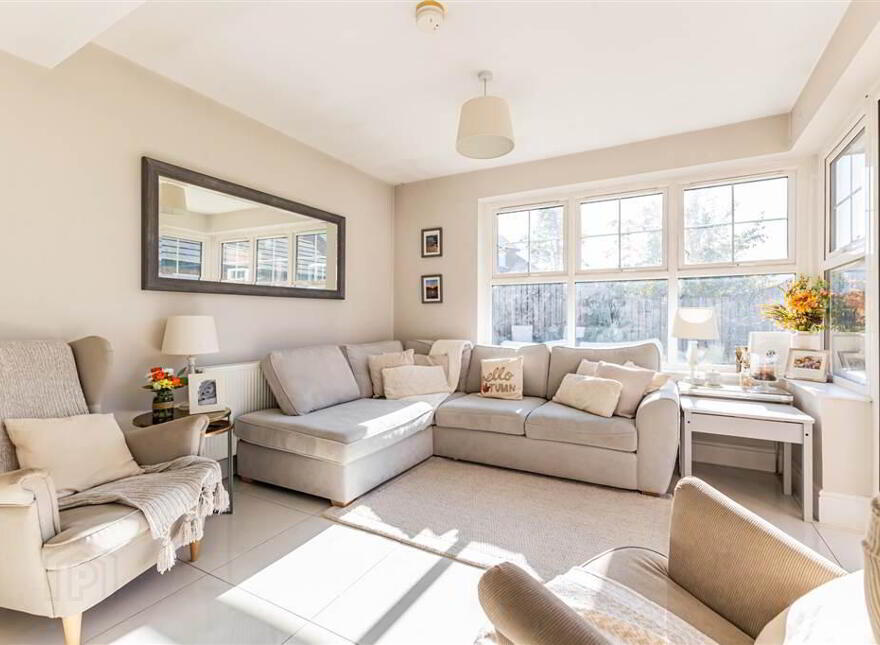 2 Blaris Green, Lisburn, BT27 5FR