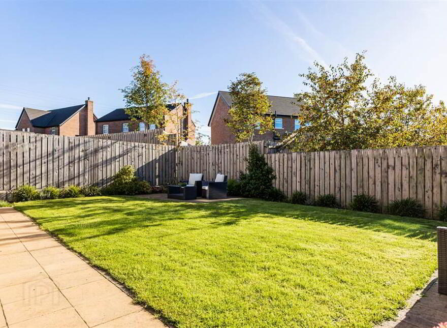 2 Blaris Green, Lisburn, BT27 5FR