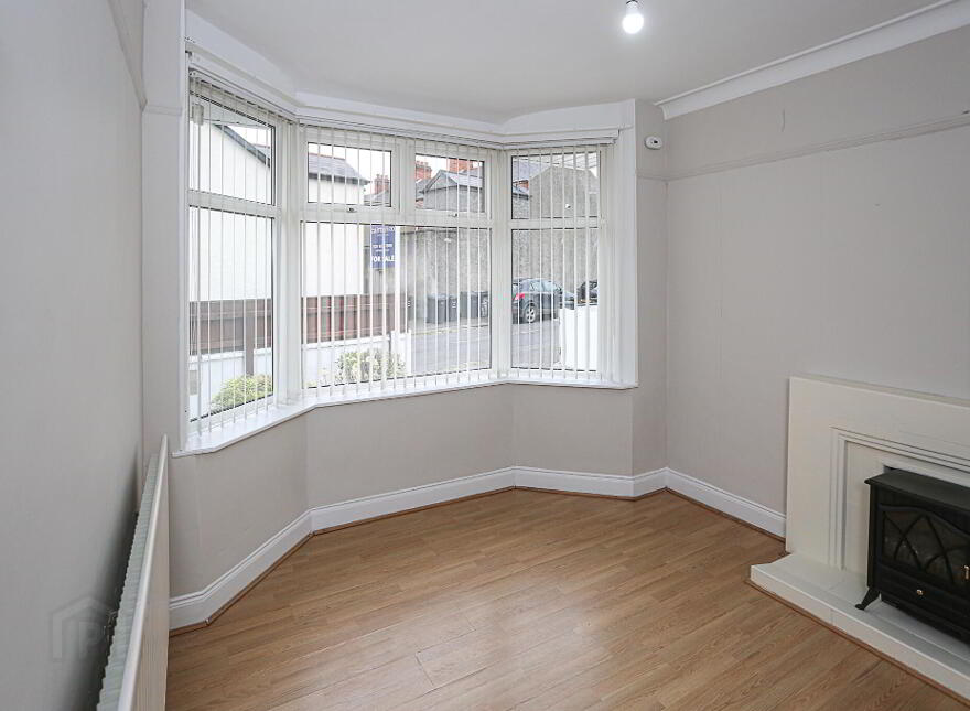 23 Willowholme Drive, Belfast, BT6 8PA