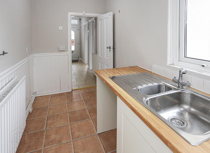 23 Willowholme Drive, Belfast, BT6 8PA