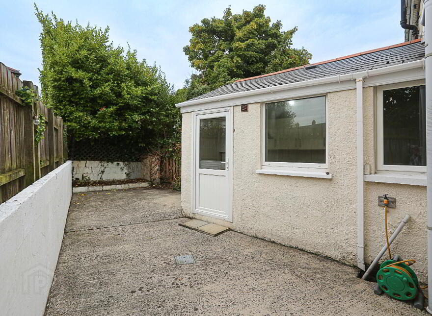 23 Willowholme Drive, Belfast, BT6 8PA
