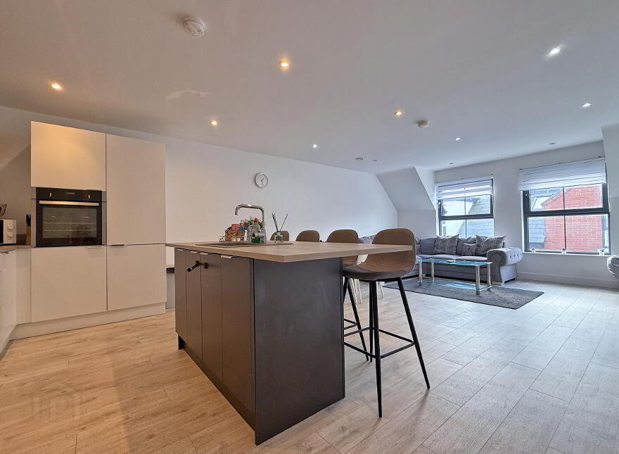 16 Coastal Links, Main Street, Portrush, BT56 8FU