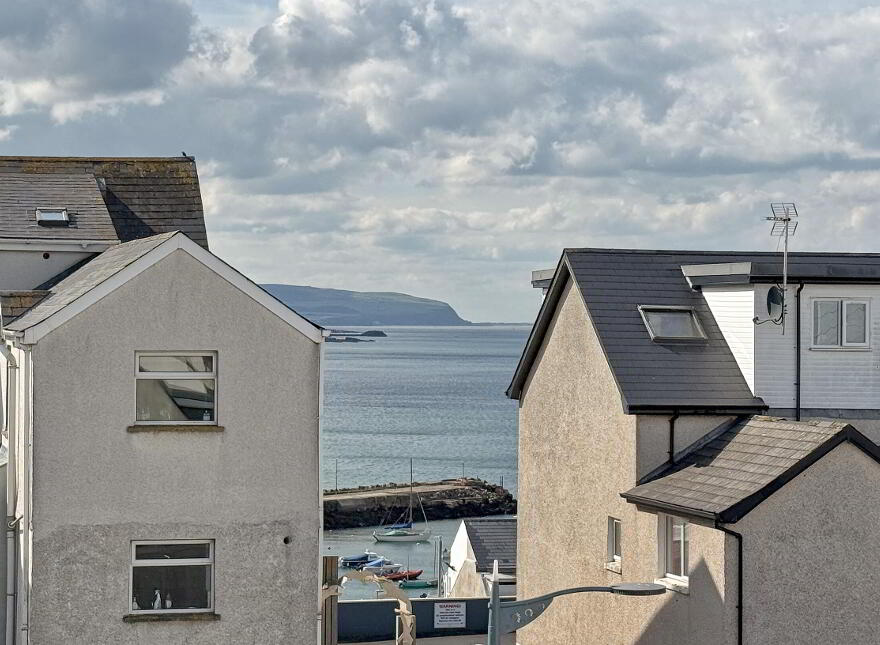 16 Coastal Links, Main Street, Portrush, BT56 8FU