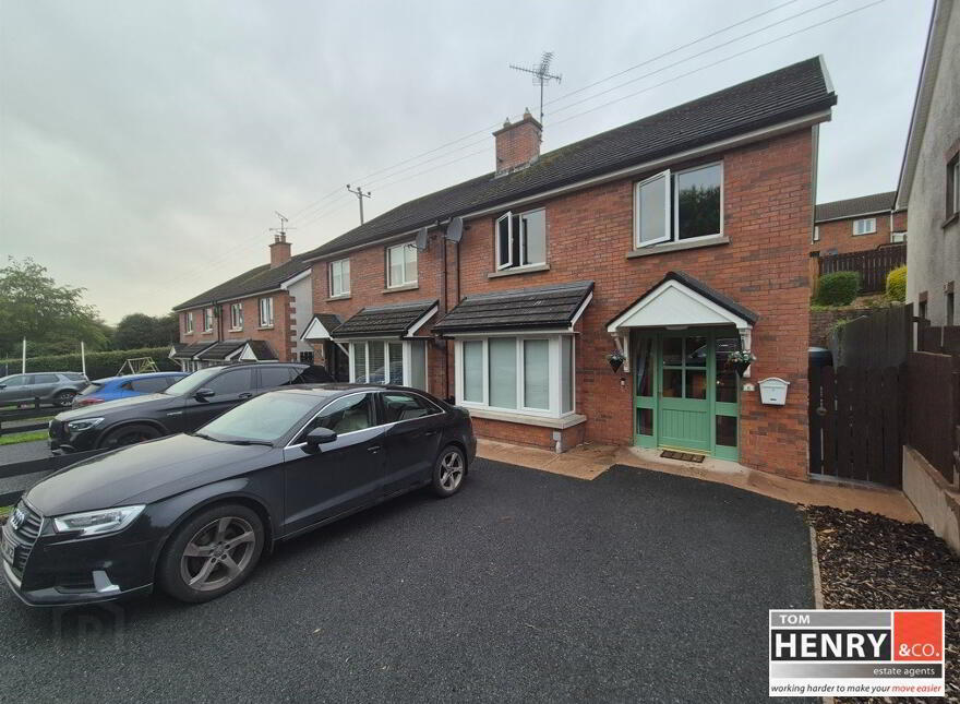 6 Caulfield Glen, Castlecaulfield, Dungannon, BT70 3DN photo