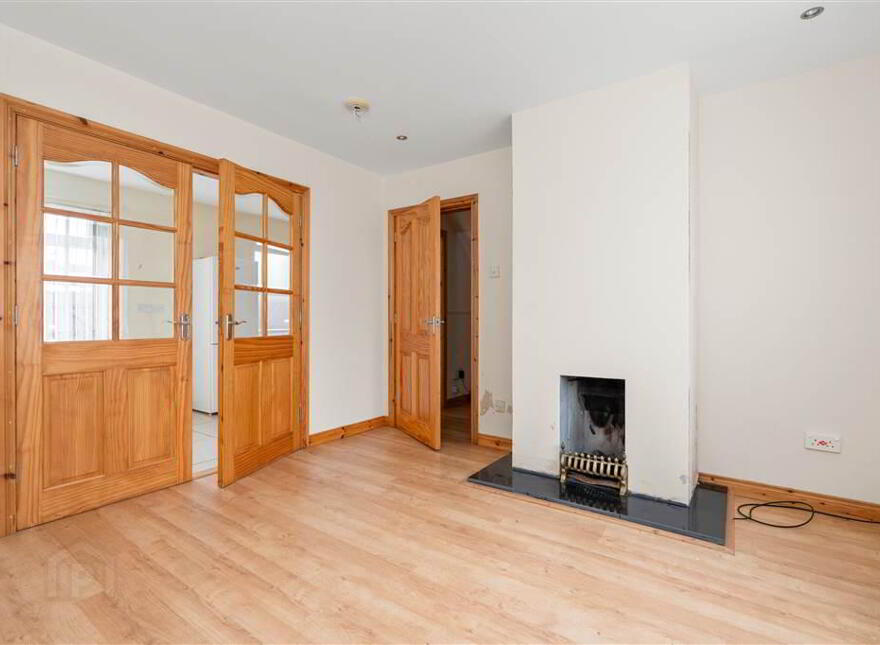 22 West Road, Portglenone, BT44 8BA
