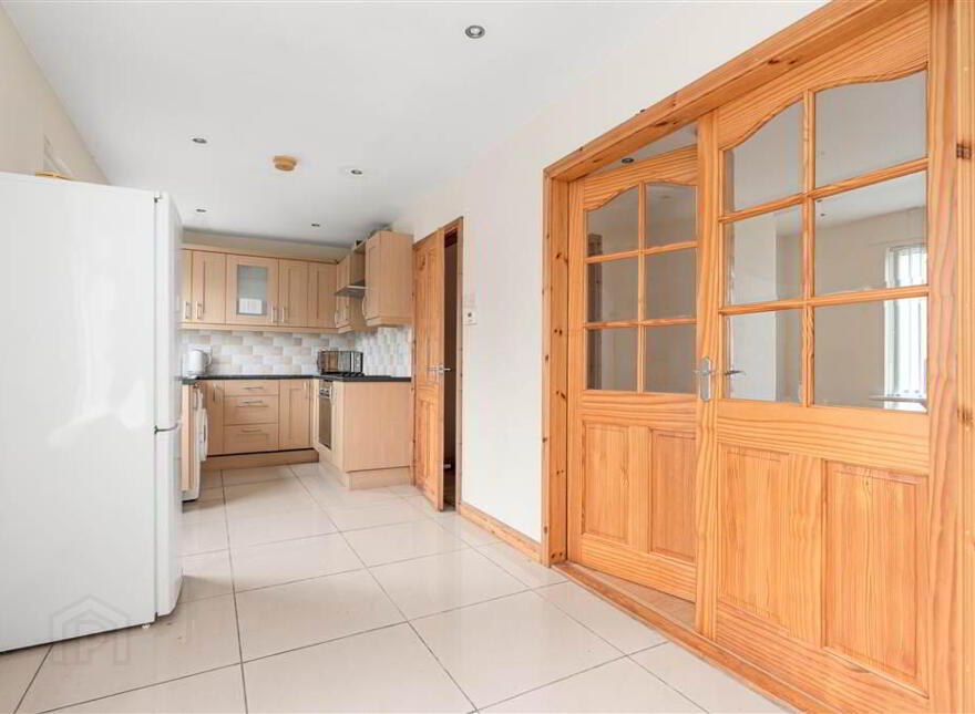22 West Road, Portglenone, BT44 8BA