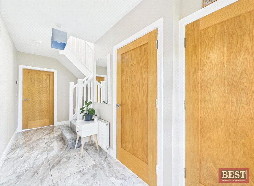 19 Hillcrest Way, Bessbrook, Newry, BT35 7FX
