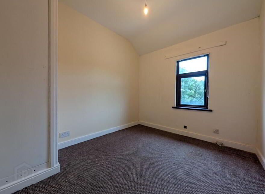 14 Woodvale Drive, Belfast, BT13 3LN