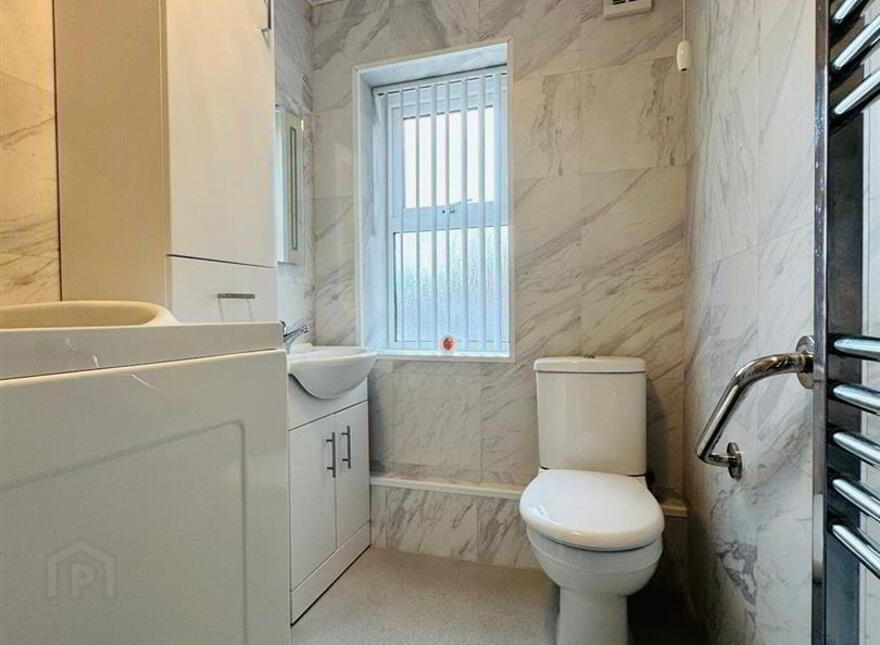 151b Rathmore Drive, Rathcoole, Newtownabbey, BT37 9DR