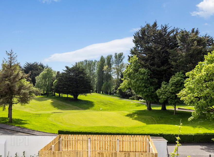 Apt 29, 1 Kings Hall Road, Belfast, BT9 6ZA