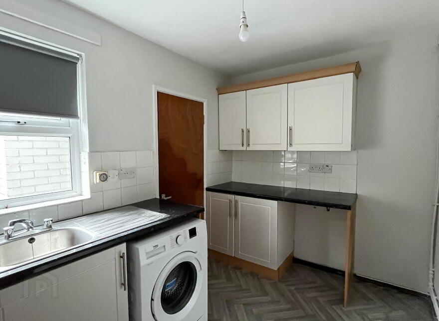 27 Portallo Street, Belfast, BT6 9BE