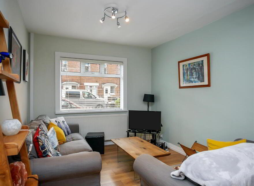 32 Florida Drive, Ravenhill Road, Belfast, BT6 8EX