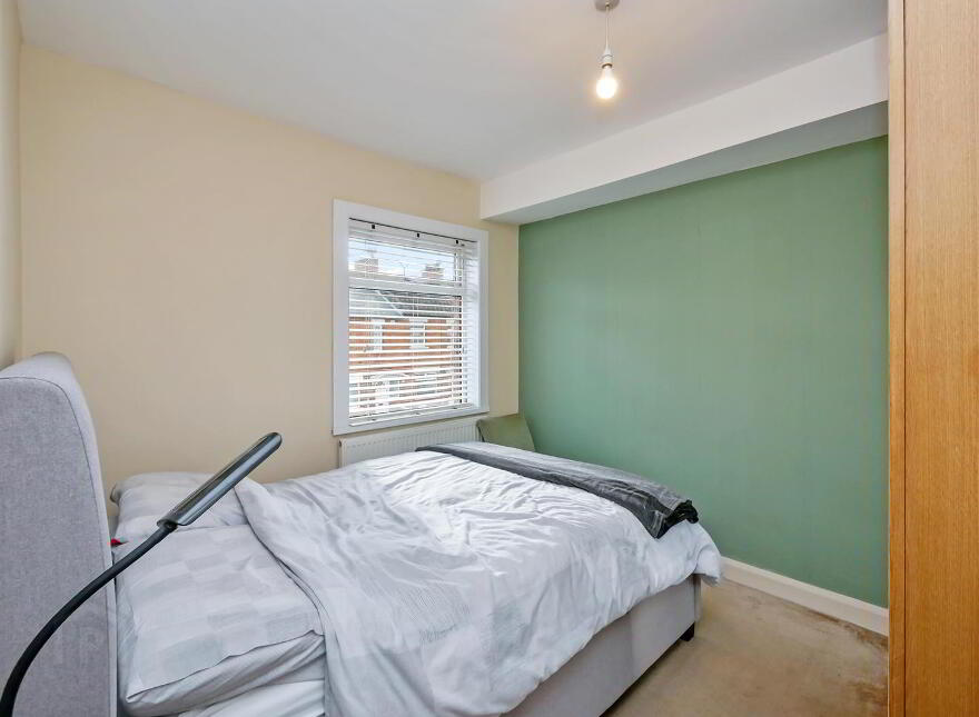 32 Florida Drive, Ravenhill Road, Belfast, BT6 8EX