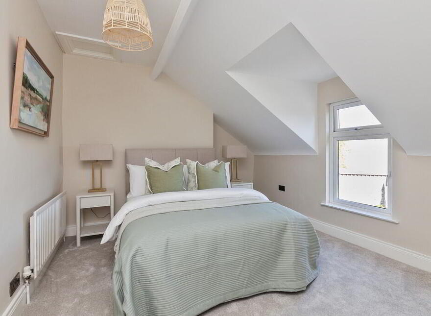 11 Bloomfield Road, Belfast, BT5 5LR