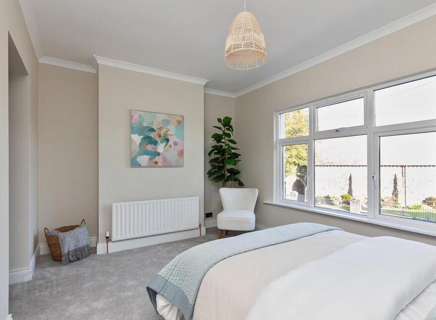 11 Bloomfield Road, Belfast, BT5 5LR
