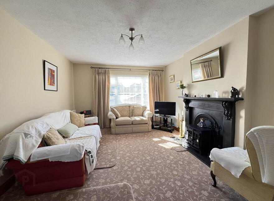 7 Birchdale, Cahir, County Tipperary, E21W309