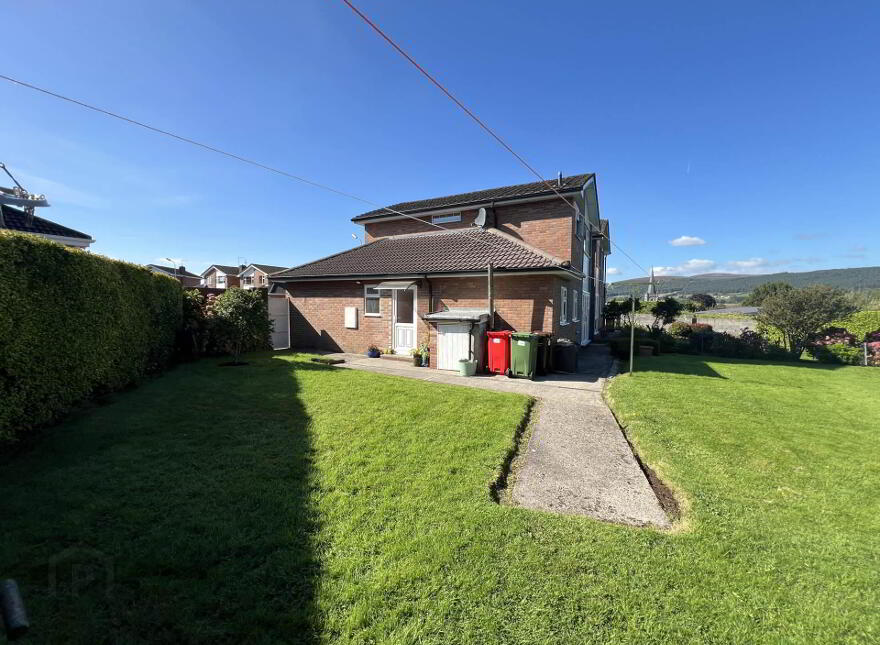 7 Birchdale, Cahir, County Tipperary, E21W309