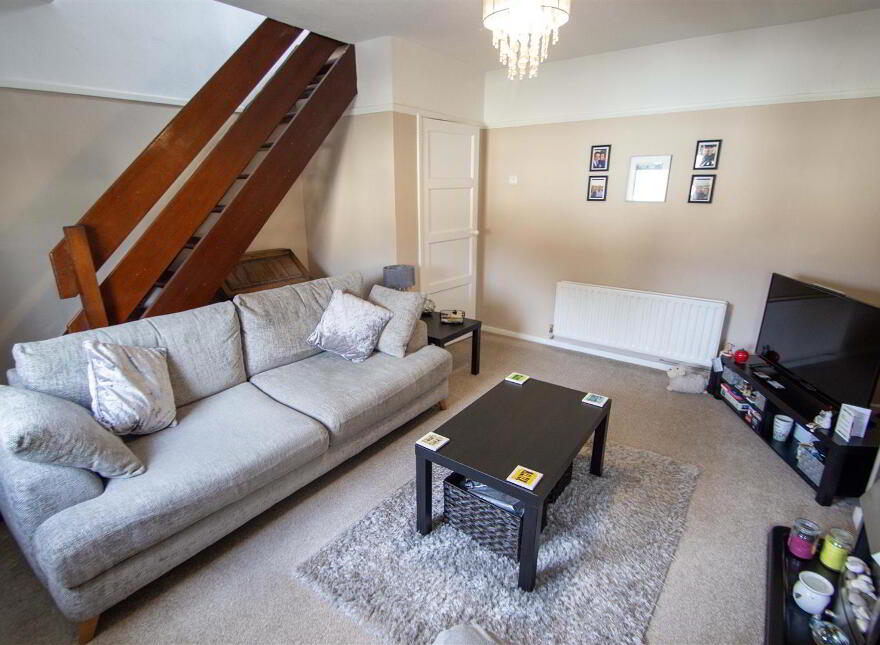 Apt, 30 Slieveban Drive, Andersonstown, Belfast, BT11 8HF