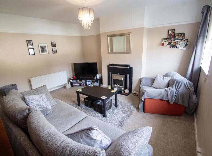 Apt, 30 Slieveban Drive, Andersonstown, Belfast, BT11 8HF