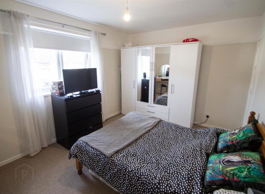 Apt, 30 Slieveban Drive, Andersonstown, Belfast, BT11 8HF