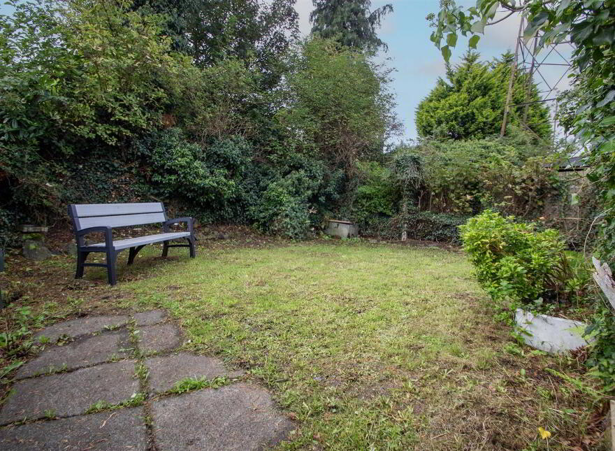 Apt, 30 Slieveban Drive, Andersonstown, Belfast, BT11 8HF