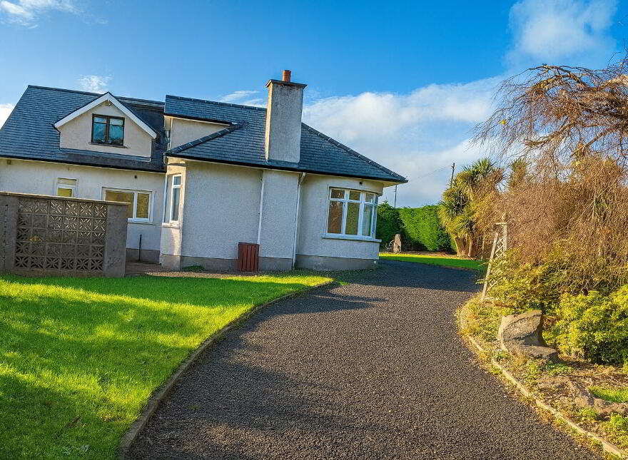 60 Belfast Road, Carrickfergus, BT38 9SU