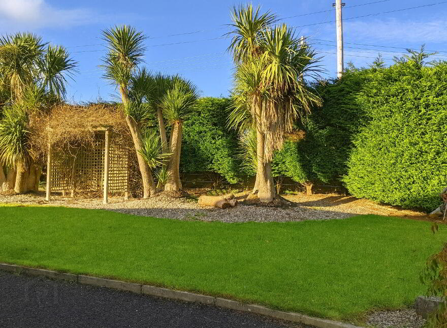 60 Belfast Road, Carrickfergus, BT38 9SU