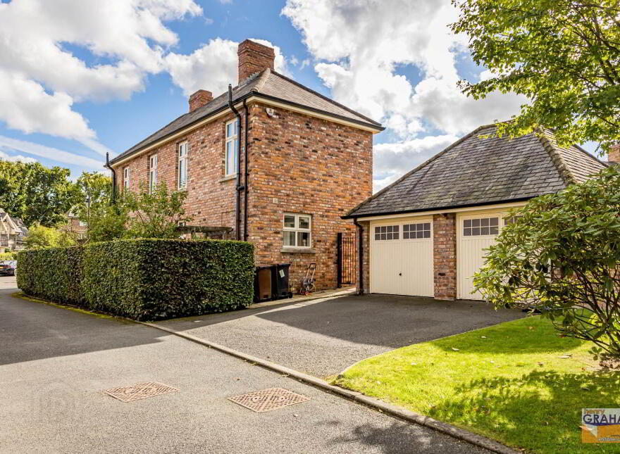 19 Governors Bridge Road, Hillsborough, BT26 6FH