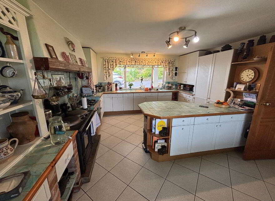 Shore Cottage, Hall Demesne, Mountcharles, F94C2H4