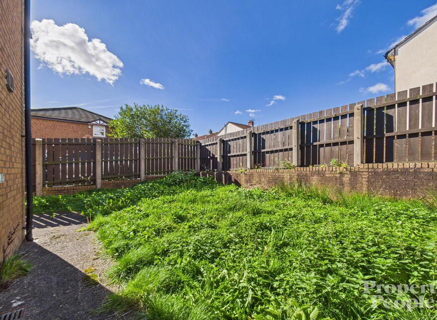 10 Waveney Heights, Belfast, BT15 4FA