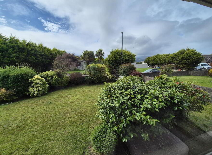 5 Greenfield Drive, Annalong, BT34 4TE