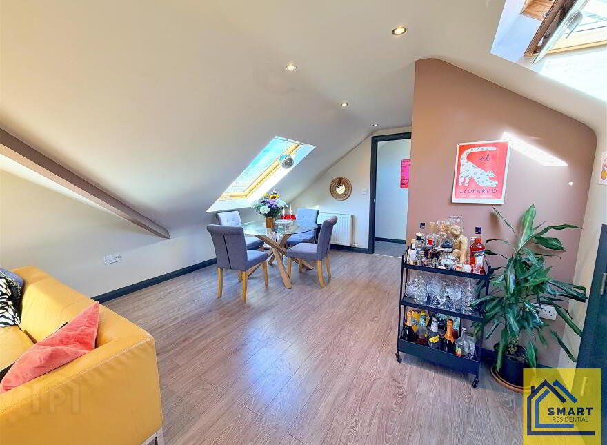 Apt 2, 39a Little Donegall Street, Belfast, BT1 2JD