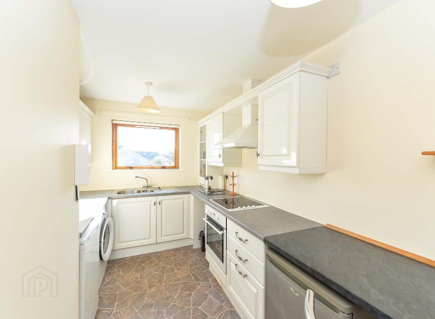 197 Listooder Road, Saintfield, BT24 7JA