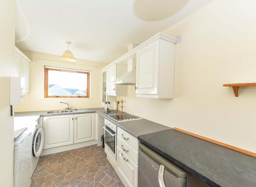 197 Listooder Road, Saintfield, BT24 7JA