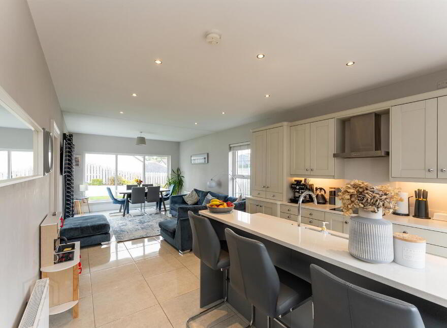 14 Hollymount Hall, Saintfield, BT24 7FU