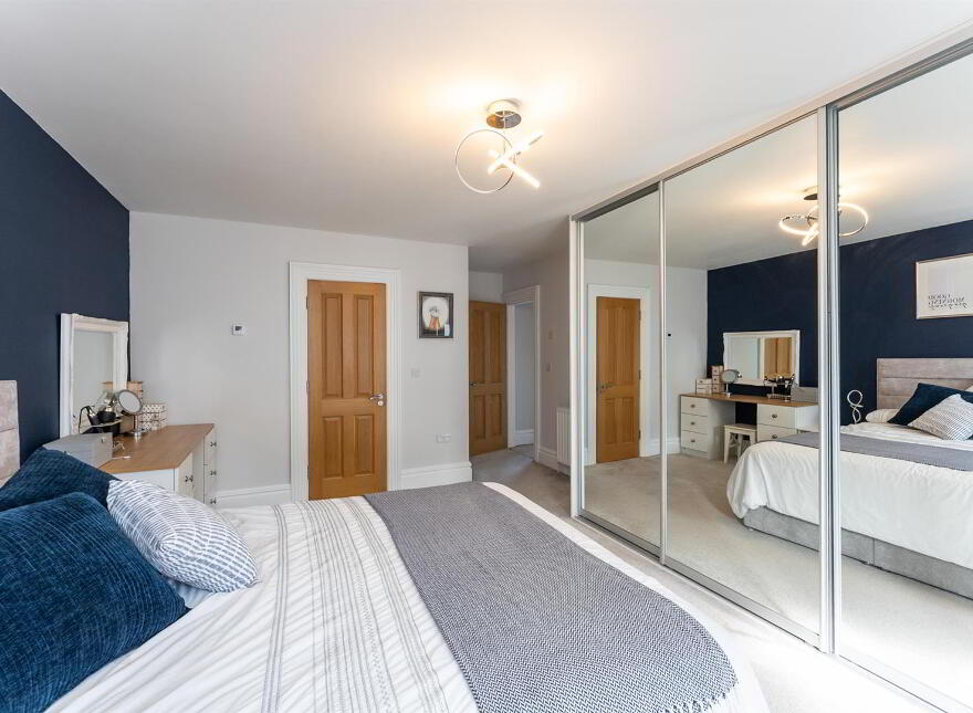 14 Hollymount Hall, Saintfield, BT24 7FU