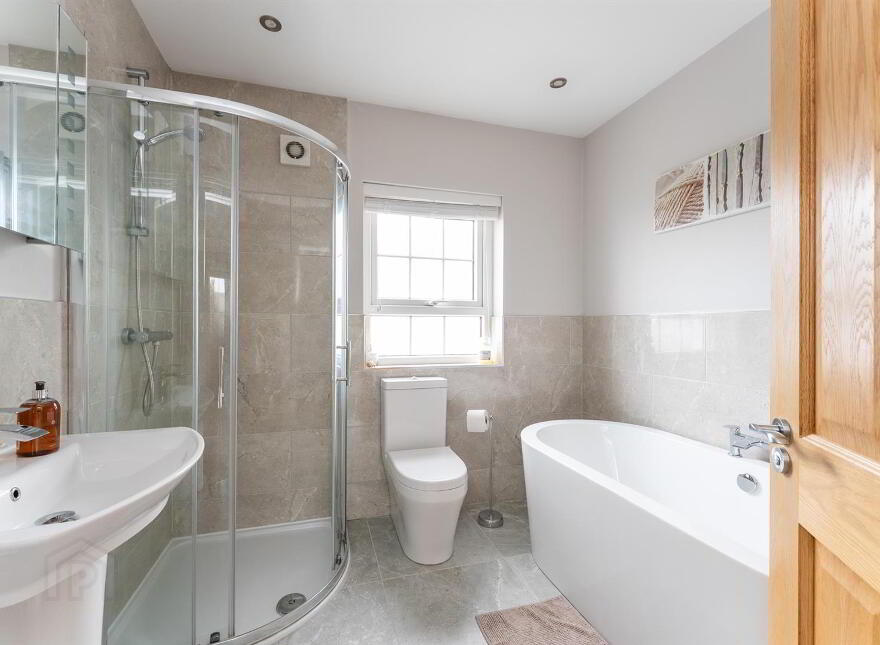 14 Hollymount Hall, Saintfield, BT24 7FU