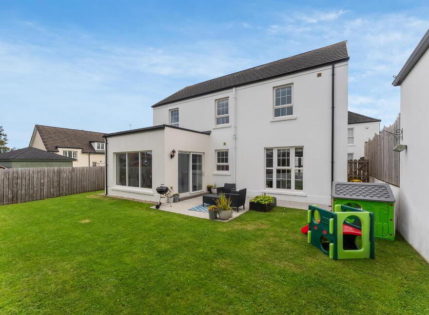 14 Hollymount Hall, Saintfield, BT24 7FU