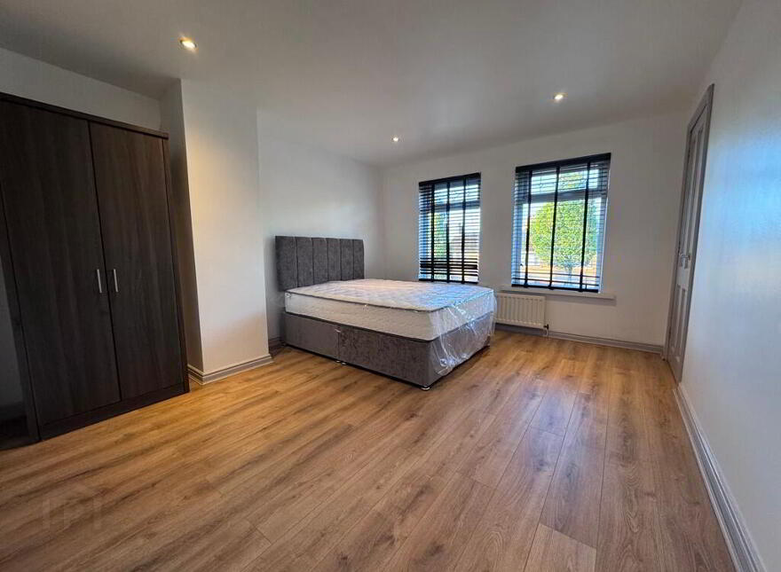 797 Crumlin Road, Belfast, BT14 8AA