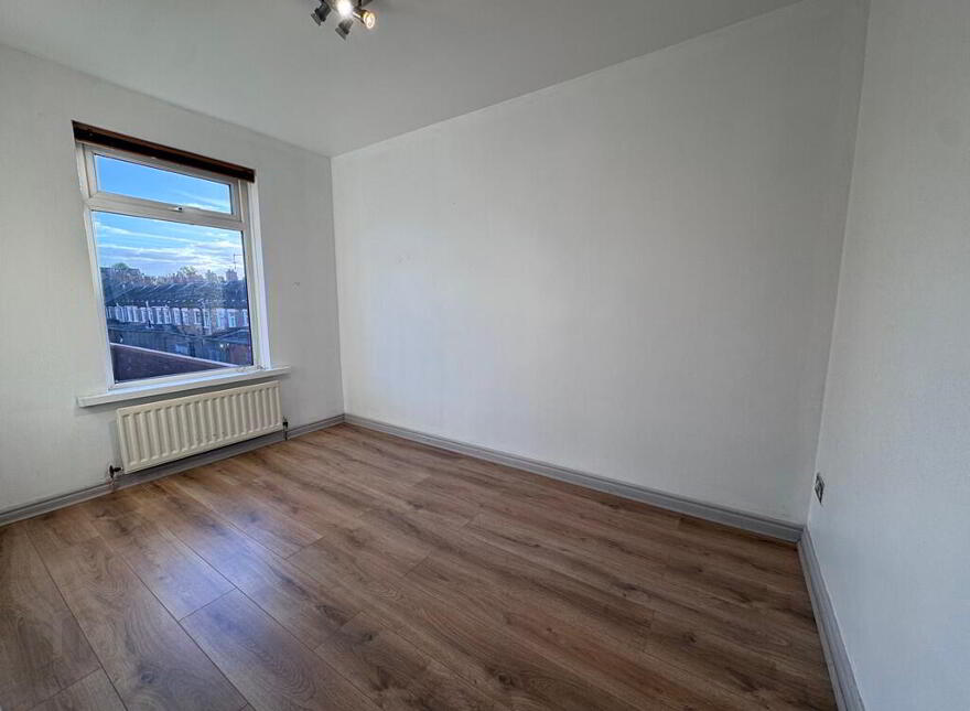 797 Crumlin Road, Belfast, BT14 8AA