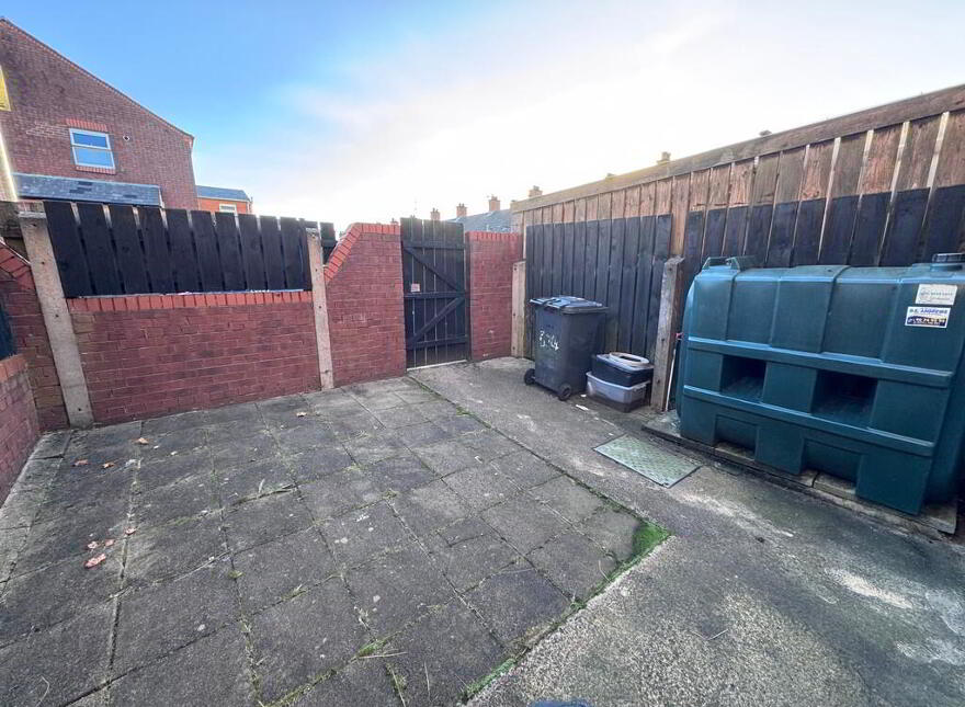 797 Crumlin Road, Belfast, BT14 8AA