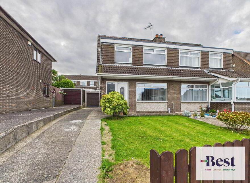 43 Argyll Avenue, Larne, BT40 2JX