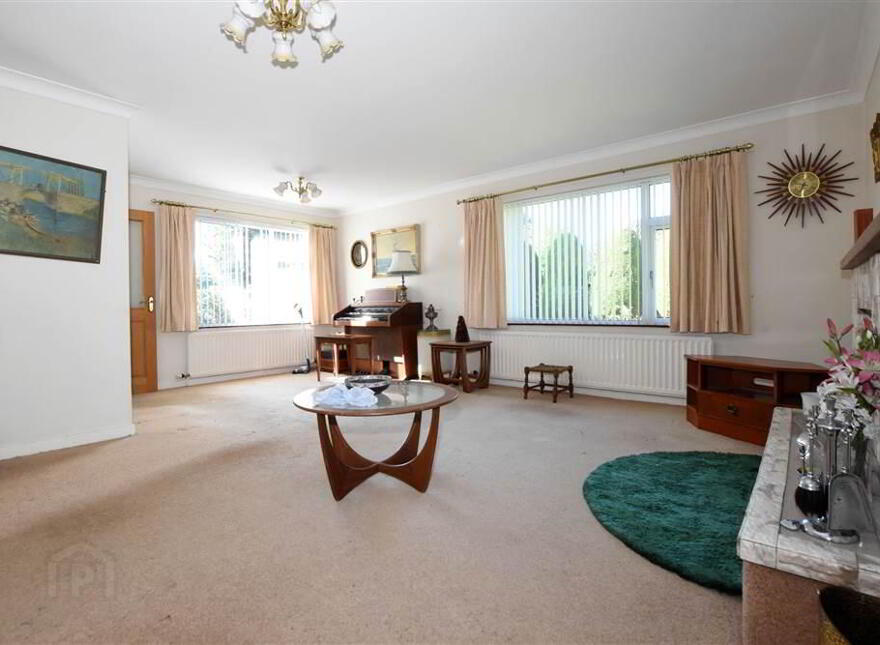 6 Brooklands Road, Newtownards, BT23 4TL