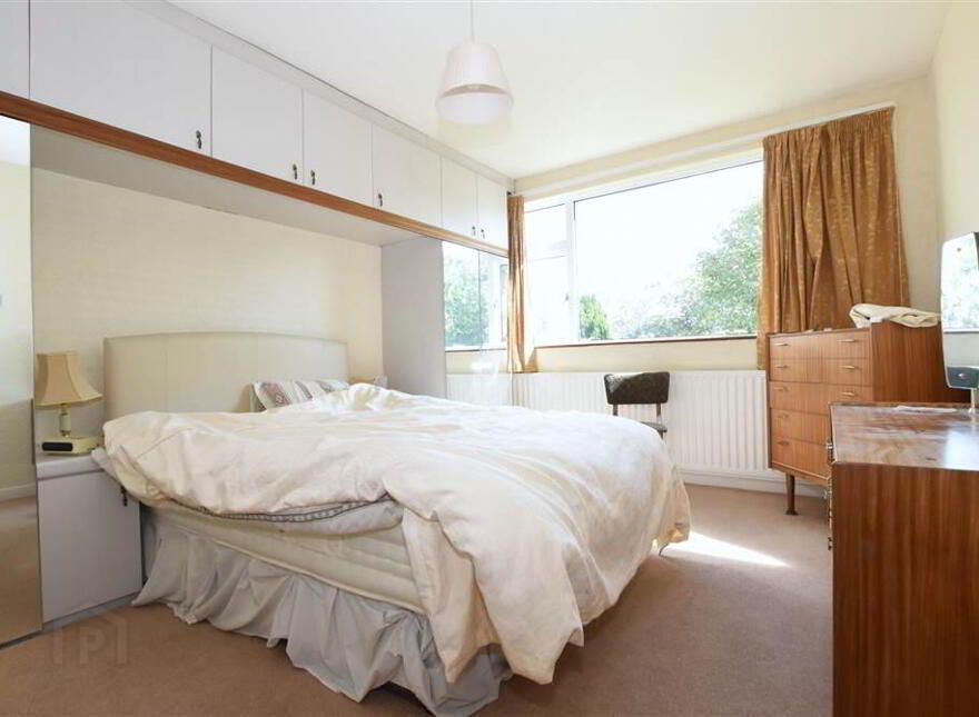6 Brooklands Road, Newtownards, BT23 4TL