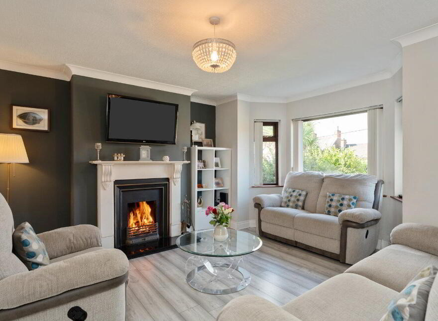 25 Crawfordsburn Road, Newtownards, BT23 4EA
