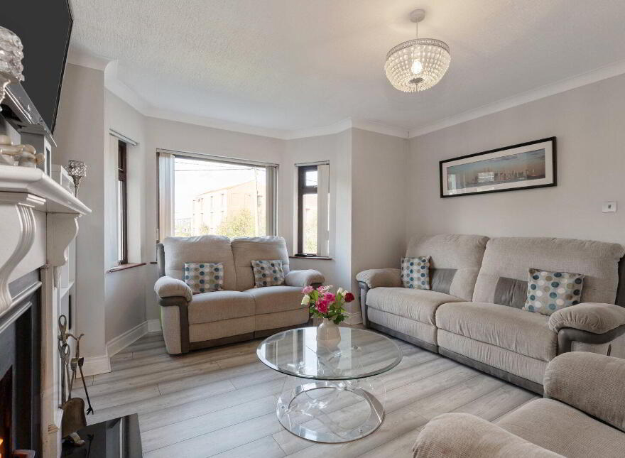 25 Crawfordsburn Road, Newtownards, BT23 4EA