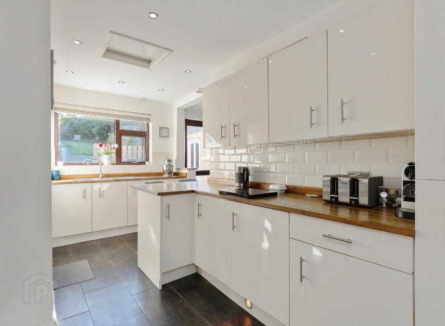 25 Crawfordsburn Road, Newtownards, BT23 4EA