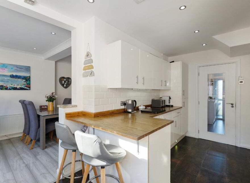 25 Crawfordsburn Road, Newtownards, BT23 4EA