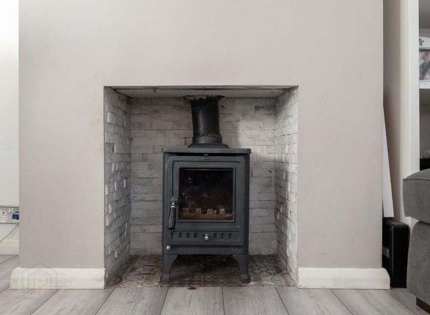 25 Crawfordsburn Road, Newtownards, BT23 4EA
